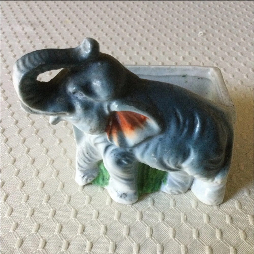 Elephant vase